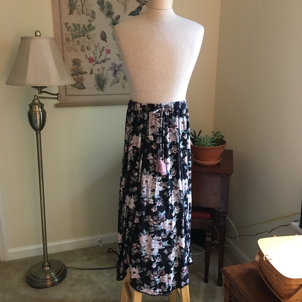 Floral High-Low Tulip Skirt